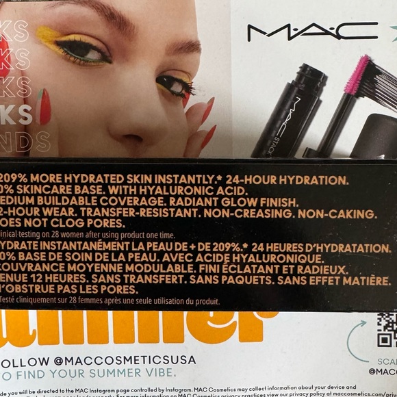 Mac Serum-Powered Foundation - Picture 3 of 3